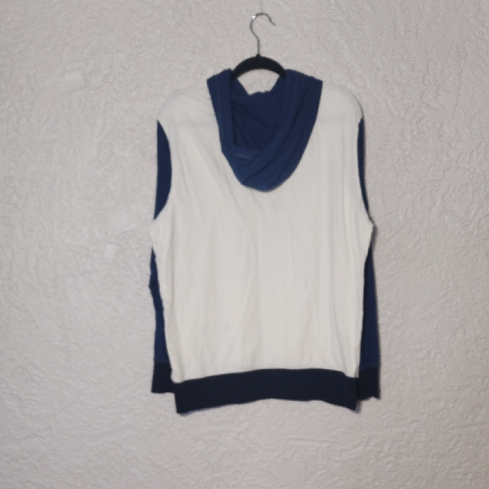 Ameeican Eagle White and Blue Hoodie - Picture 3 of 3